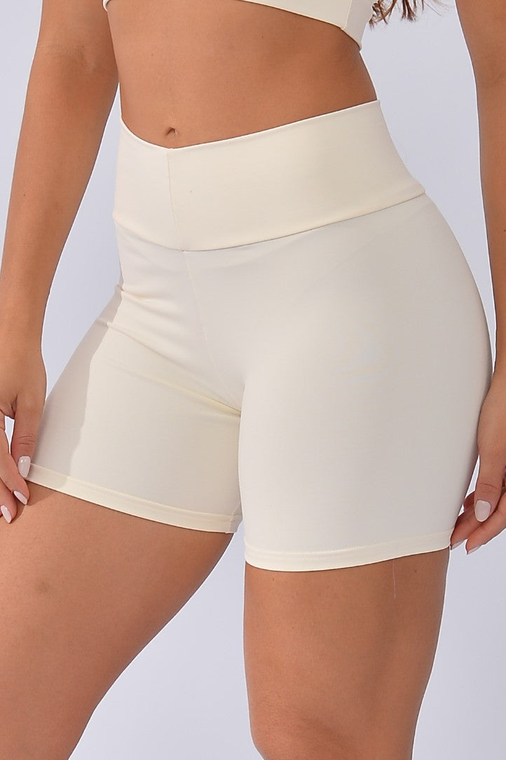 Short Fitness Básico Off White Light