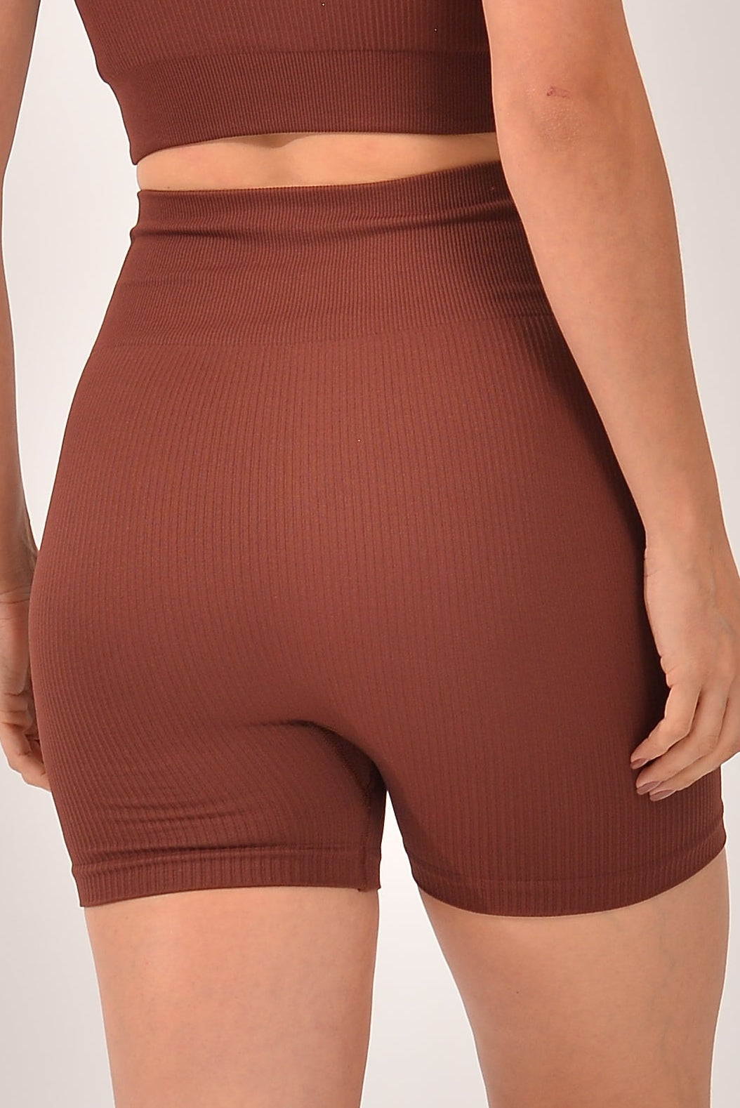 Short Fitness Cintura Alta Marrom Lumine