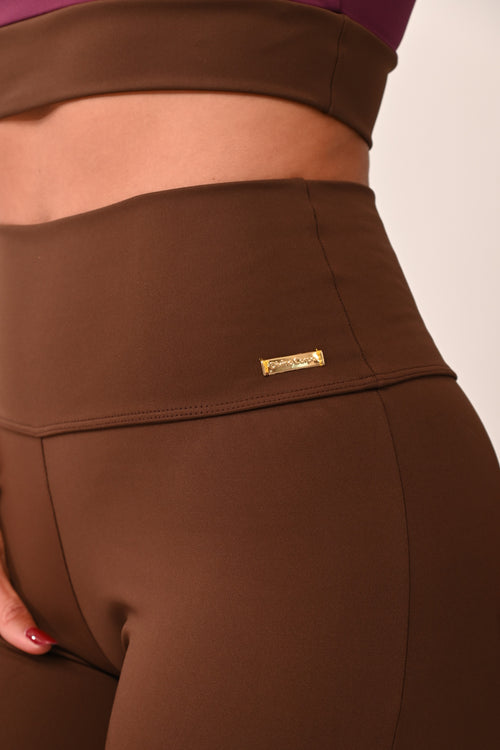 Calça Legging Fitness Cintura Alta Marrom Flare