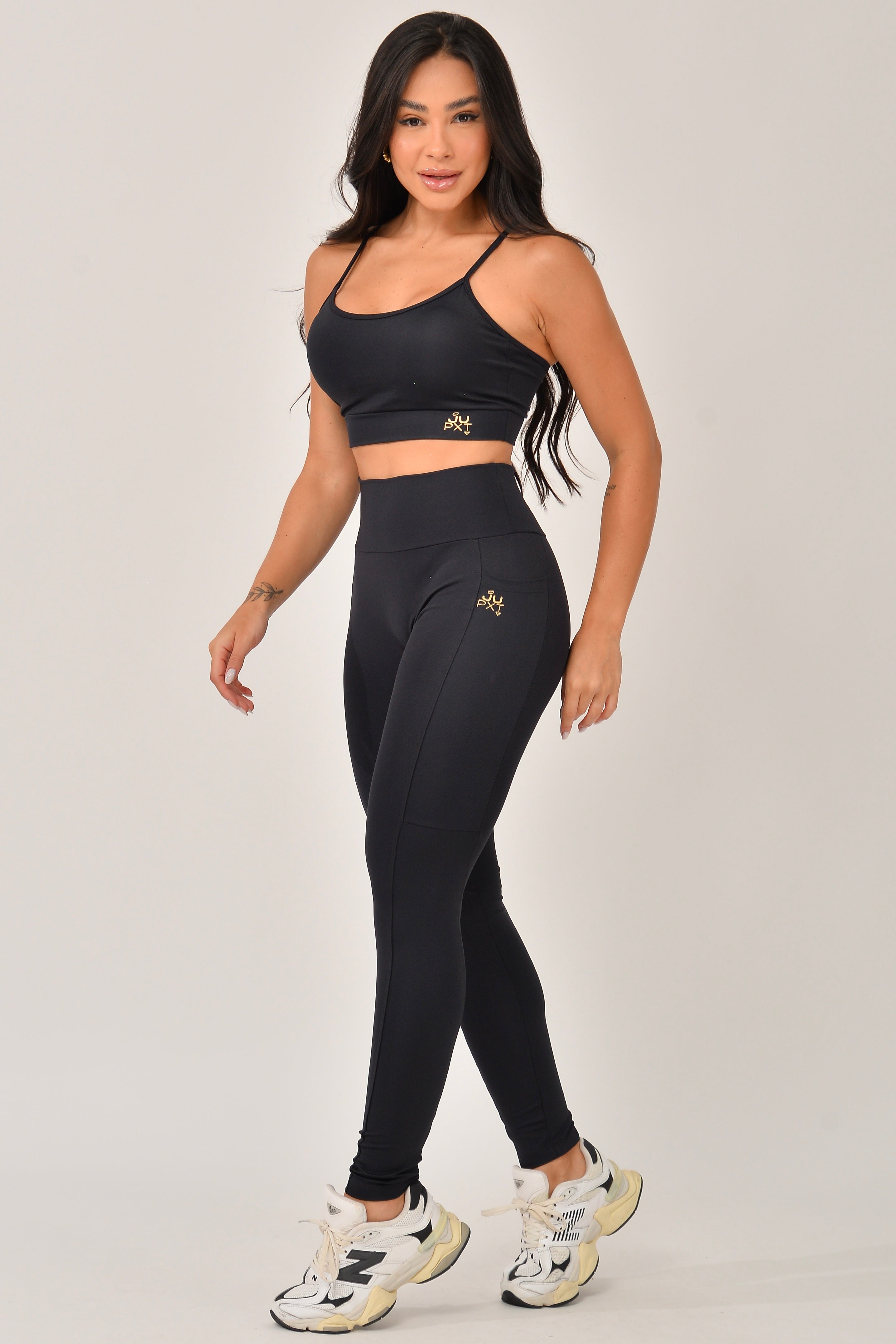 Legging Com Bolso Básica Preta JuPxt