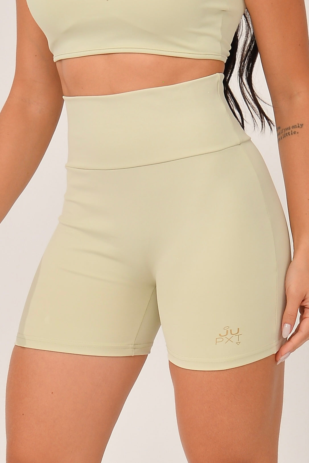 Short Flex Verde Claro JuPxt
