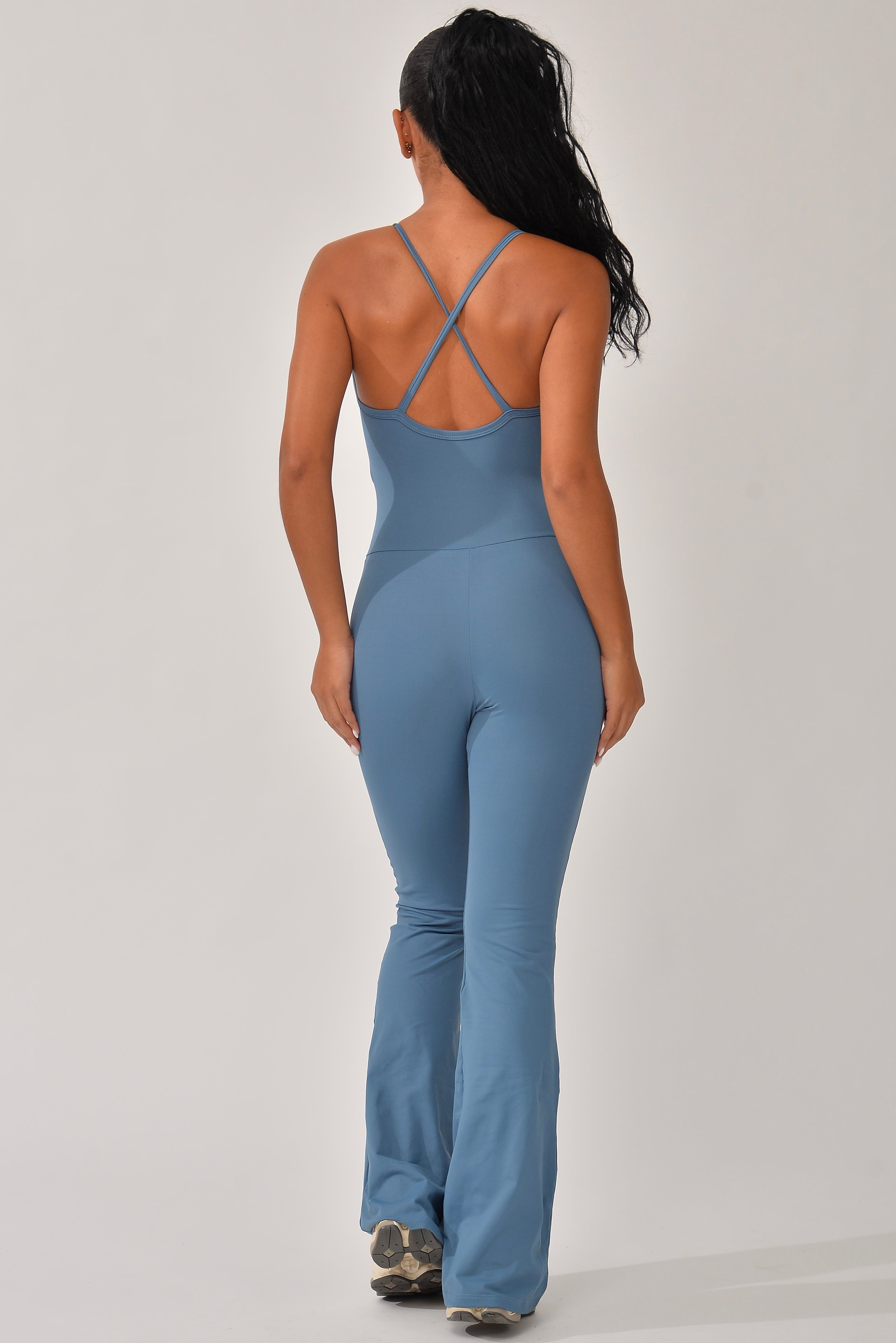 Macacão Fitness Com Alças Finas Azul Flare