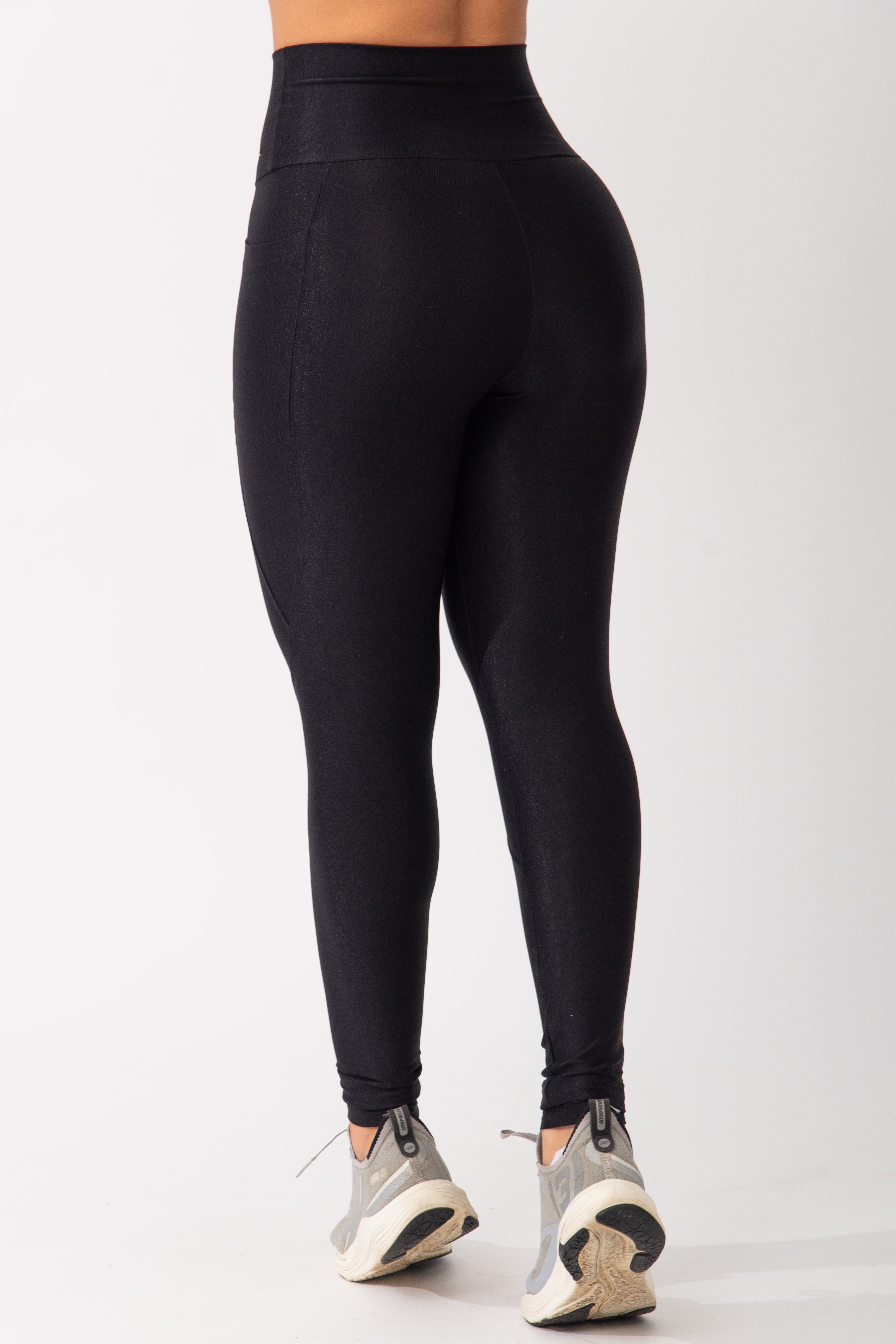 Legging Fitness Com Bolso Preta Pure