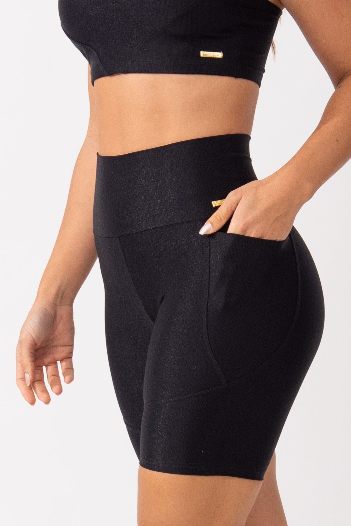 Bermuda Fitness Com Bolso Preta Pure