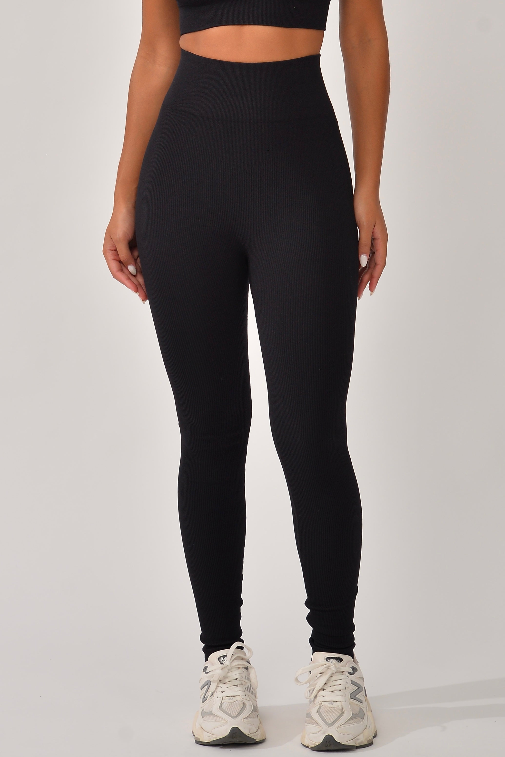 Legging Canelada Cós Alto Preta Bela