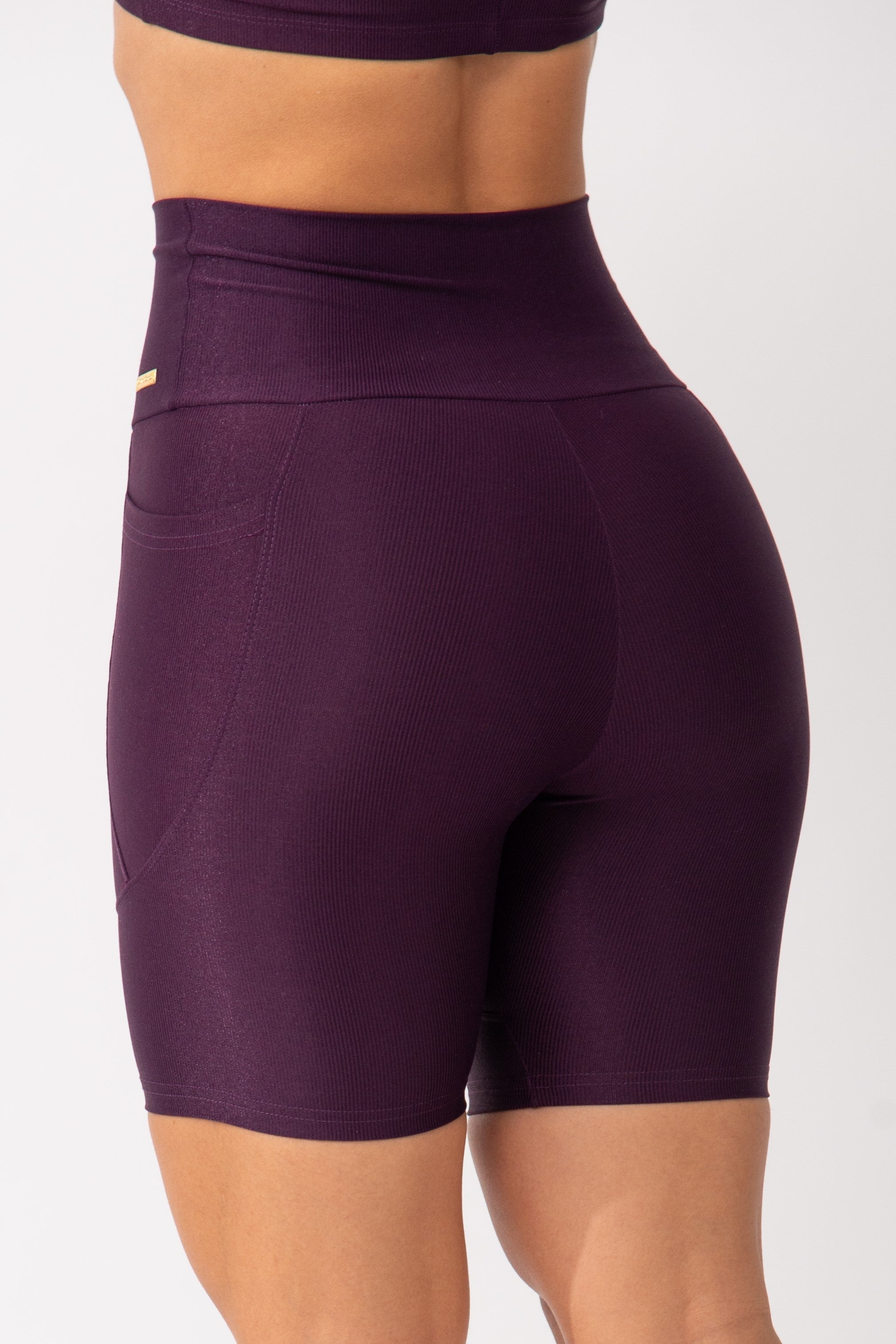 Bermuda Fitness Com Bolso Roxo Pure