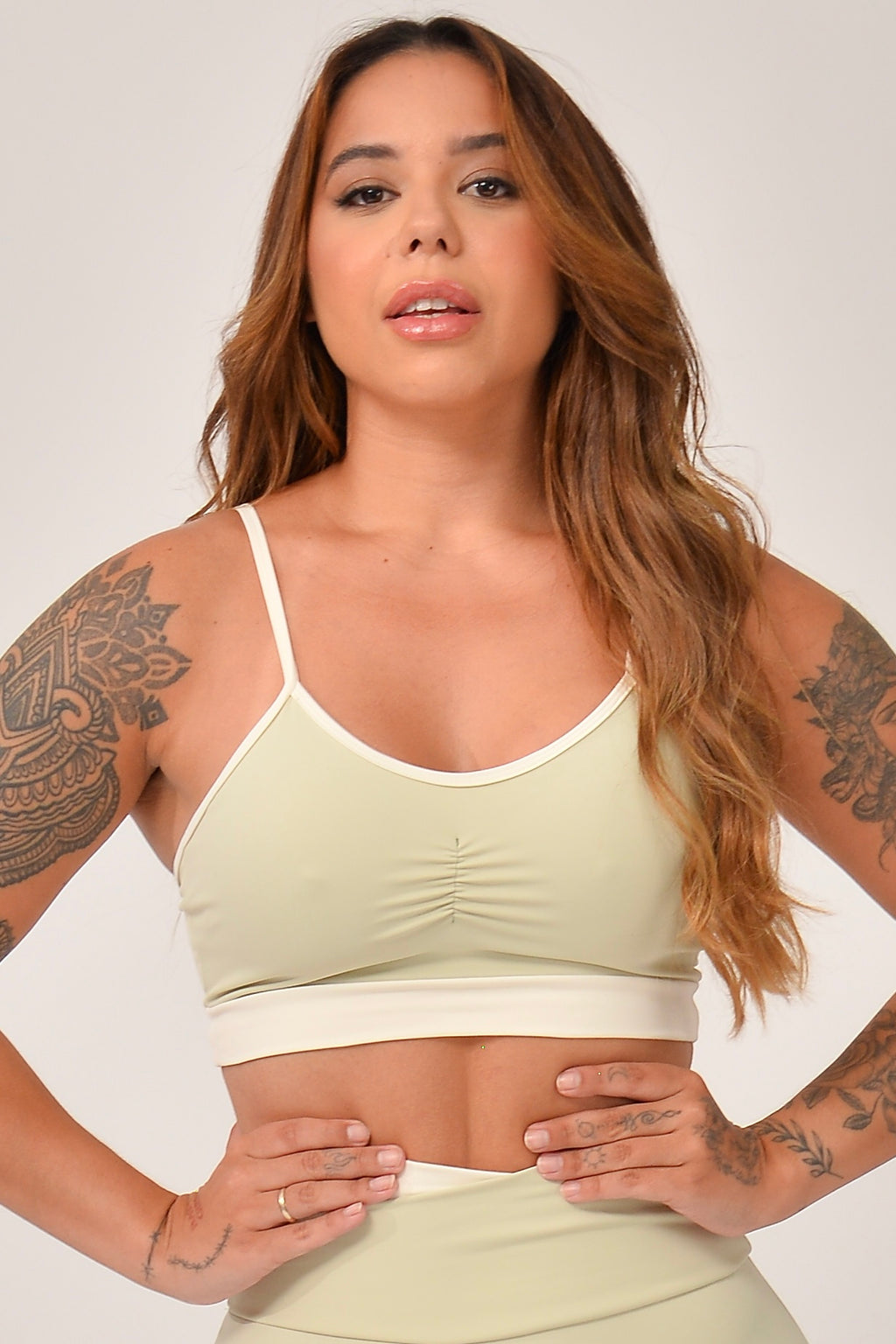 Top Alcinha Verde e Off White Duo JuPxt