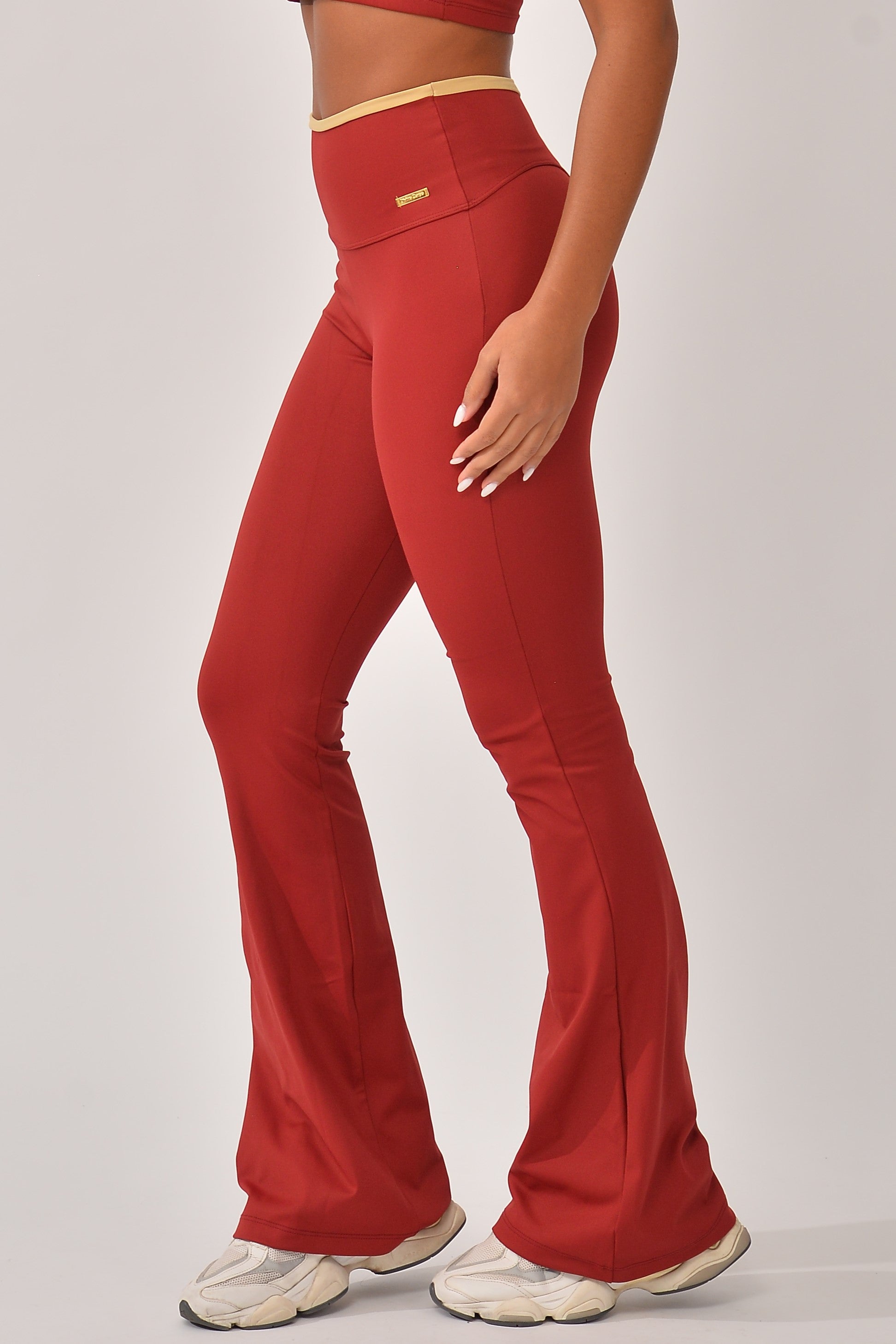 Calça Flare Marsala Rise