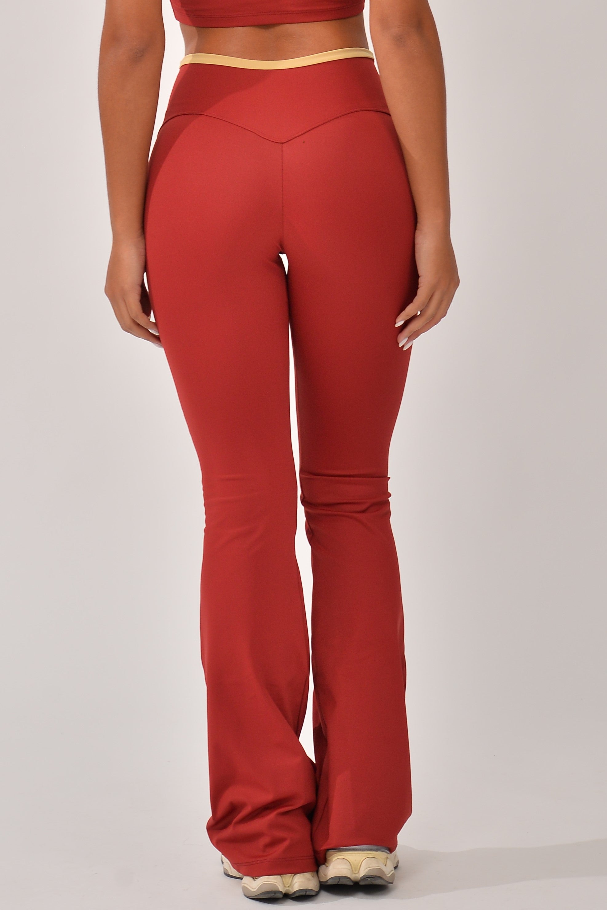 Calça Flare Marsala Rise