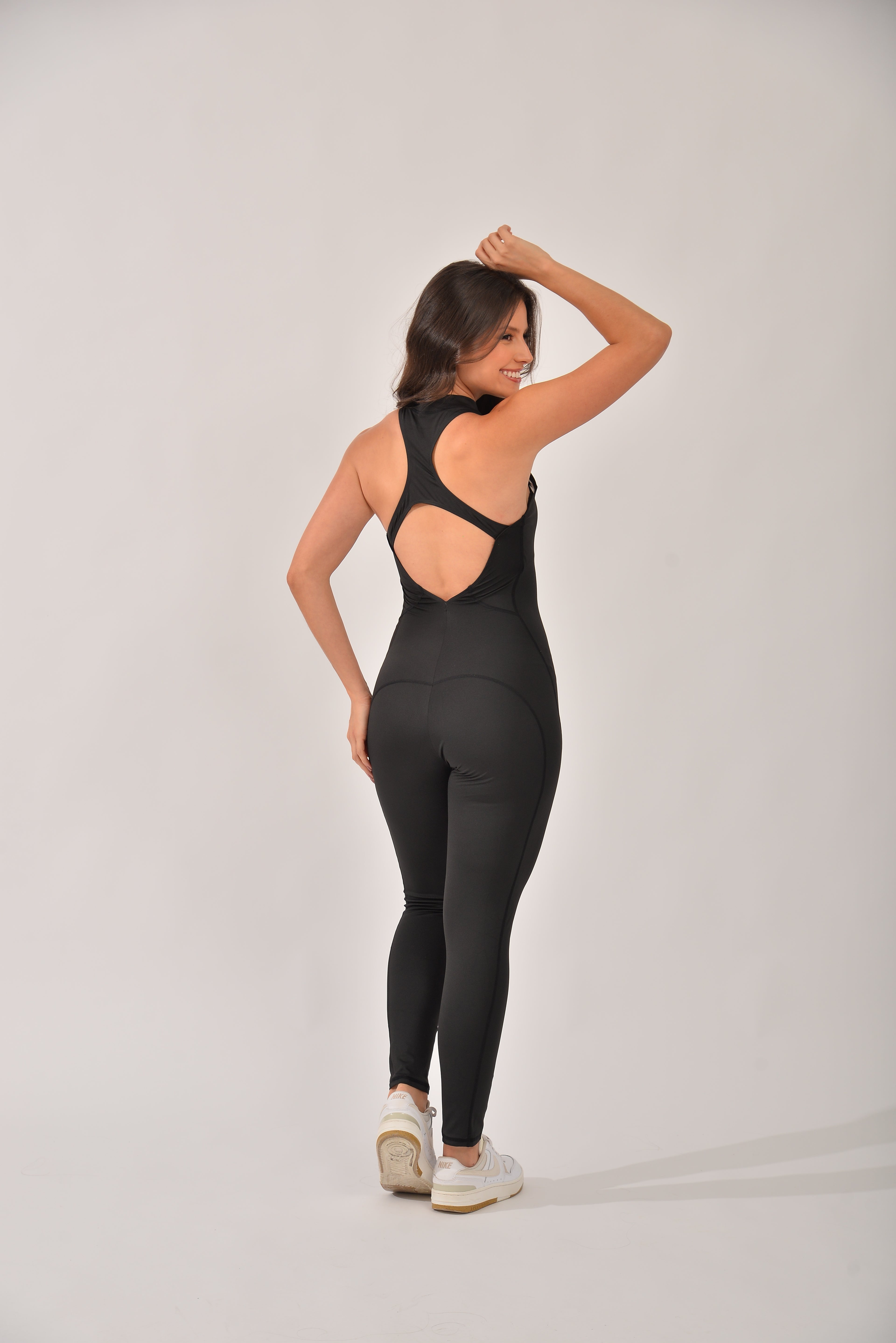 Macacão Fitness Com Bojo Preto Zen